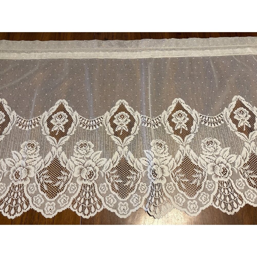Vintage White Lace Curtain Panel 100% Polyester Floral Design 57" X 23" READ